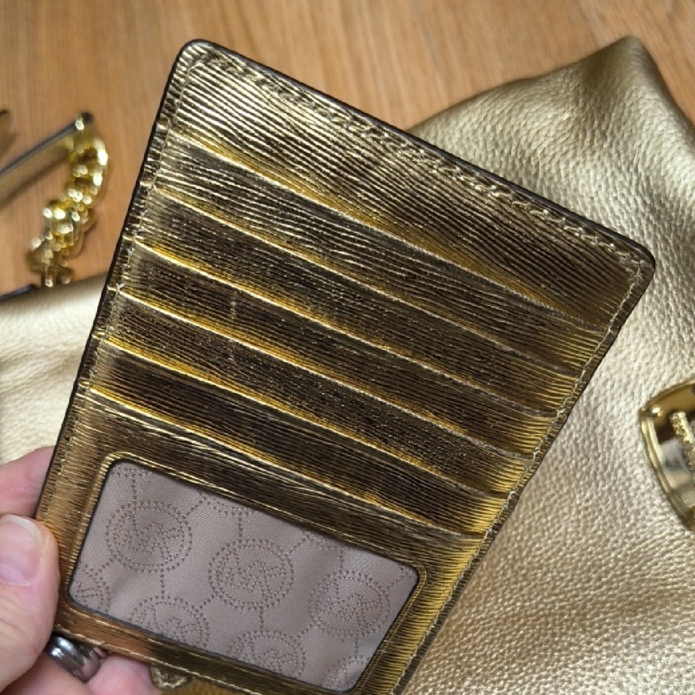 Michael Kors Gold Leather Shoulder Bag & Card Holder 😍 Shimmery 😍 - Picture 14 of 16